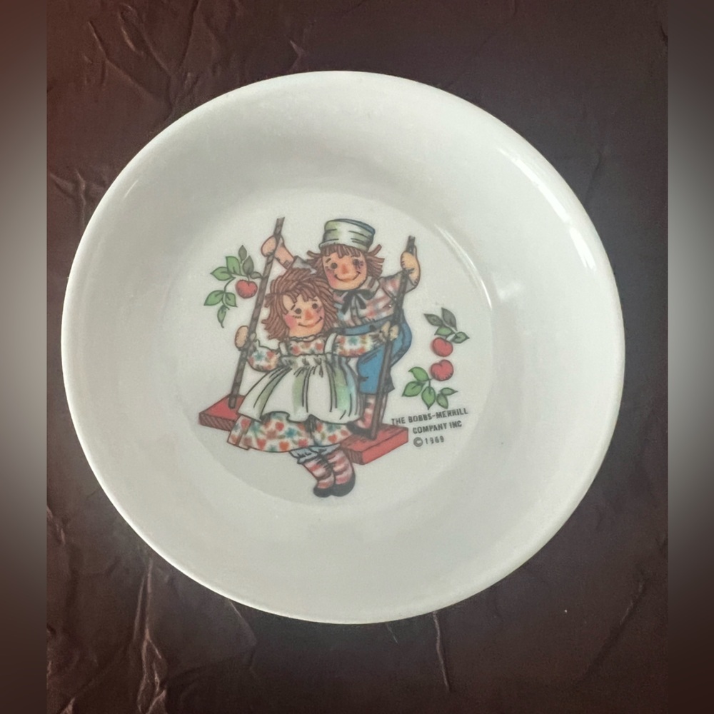 Vintage 1969 Raggedy Ann & Andy ~ 4 Piece Plastic Youth Dish Set: - Picture 4 of 6